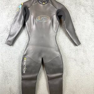 BlueSeventy Reaction Triathlon Wetsuit Women’s Size Large, Blue70 Blue Seventy